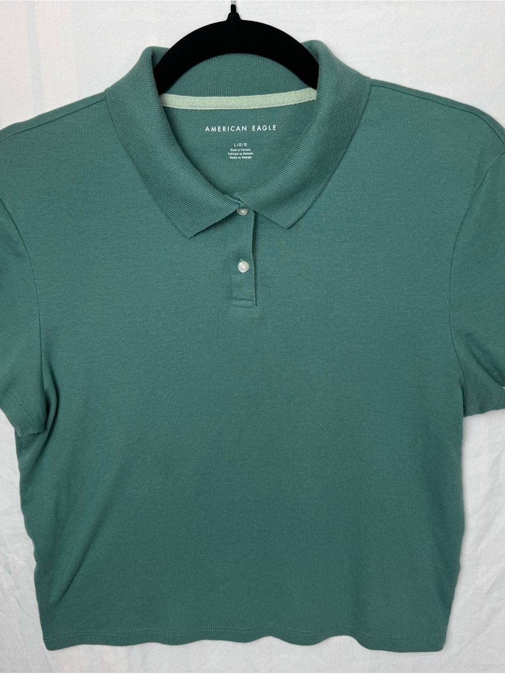 American Eagle Light Green Collared Crop Top Size Ladies Large